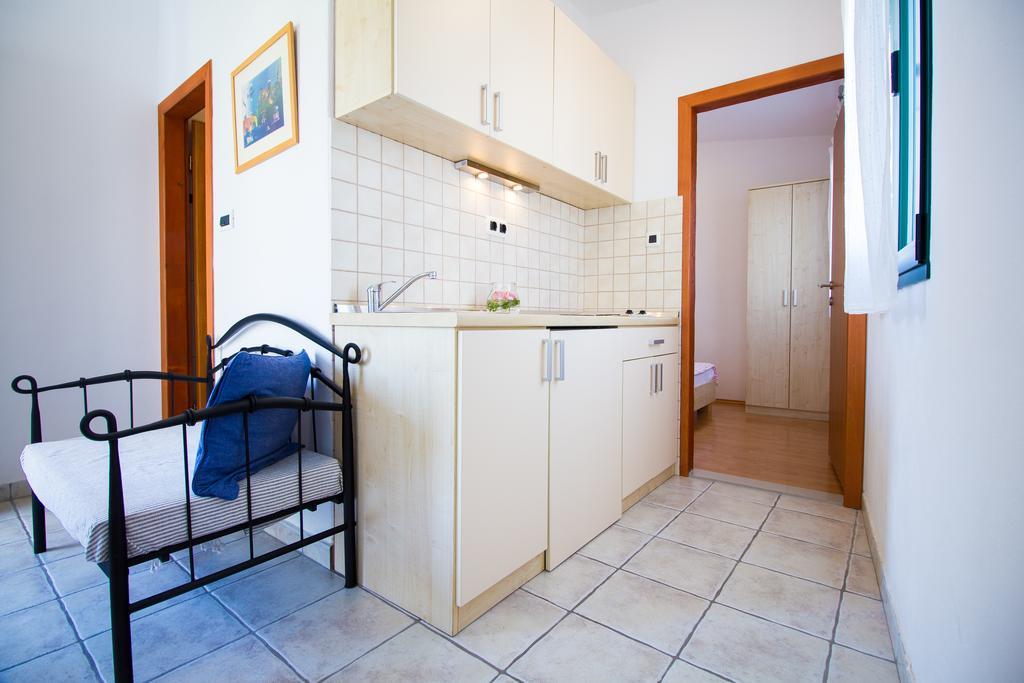 Apartments Petrinic Crnogaj Baška Εξωτερικό φωτογραφία
